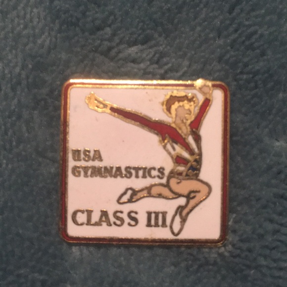 Vintage gymnastic lapel pins - Picture 3 of 7